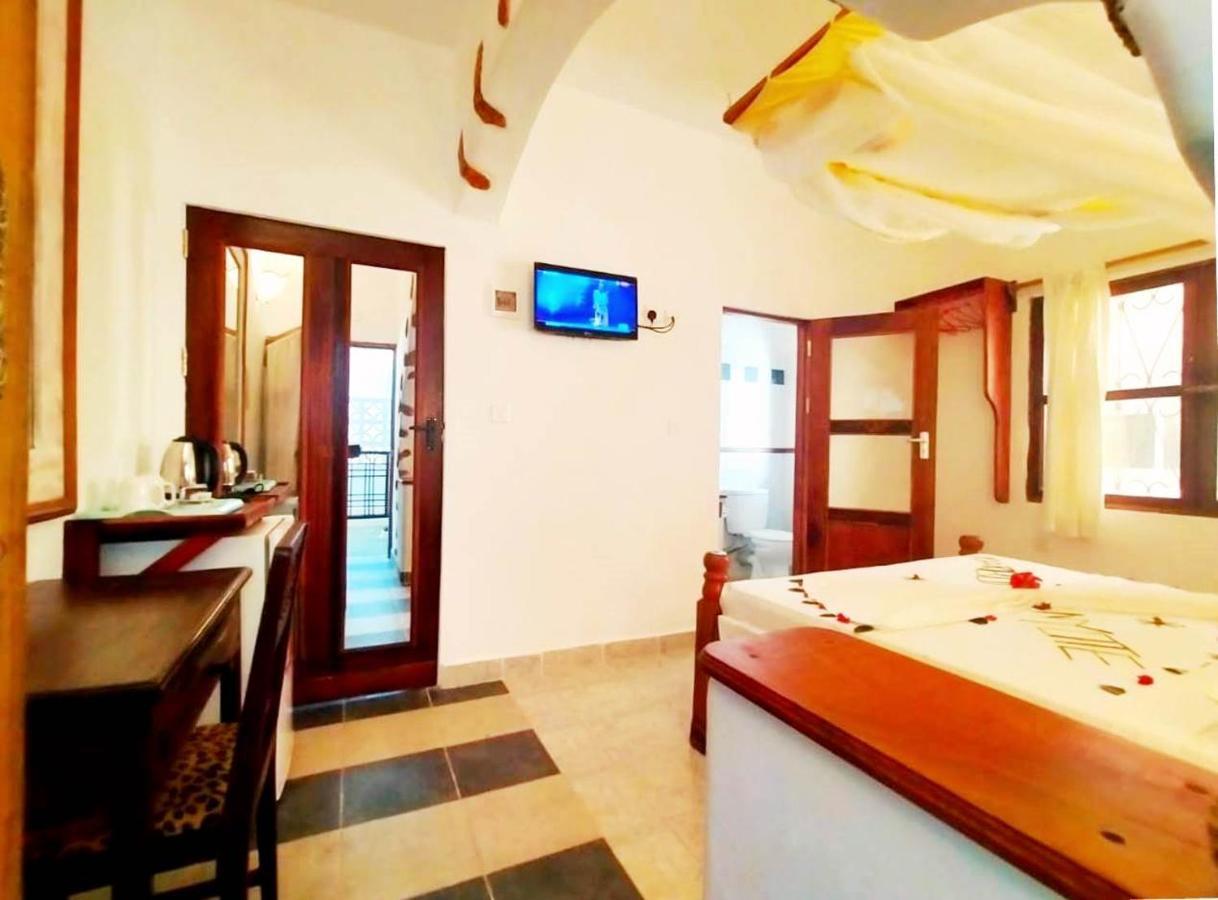 Watamu Solana Apartments Esterno foto