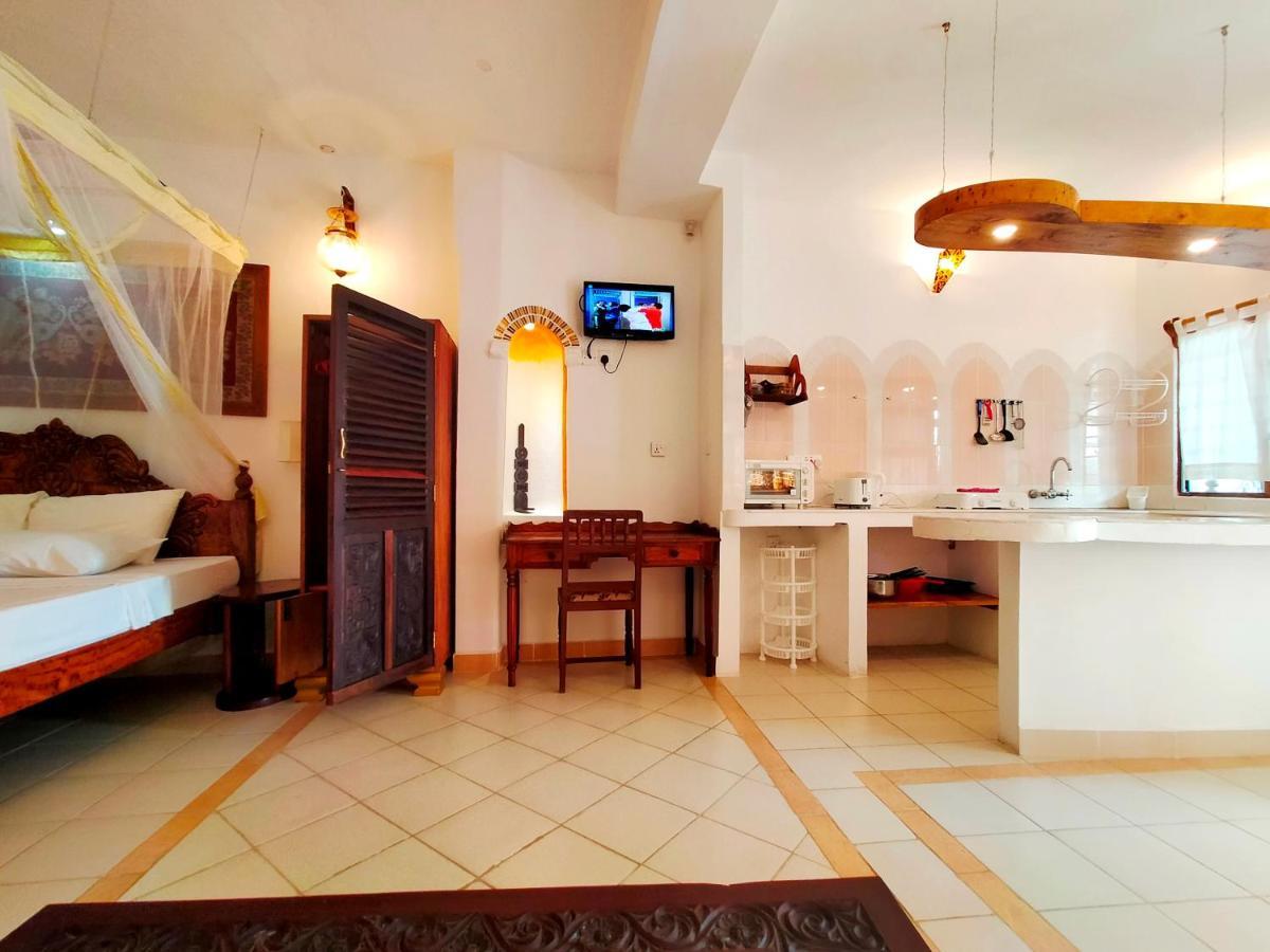 Watamu Solana Apartments Esterno foto