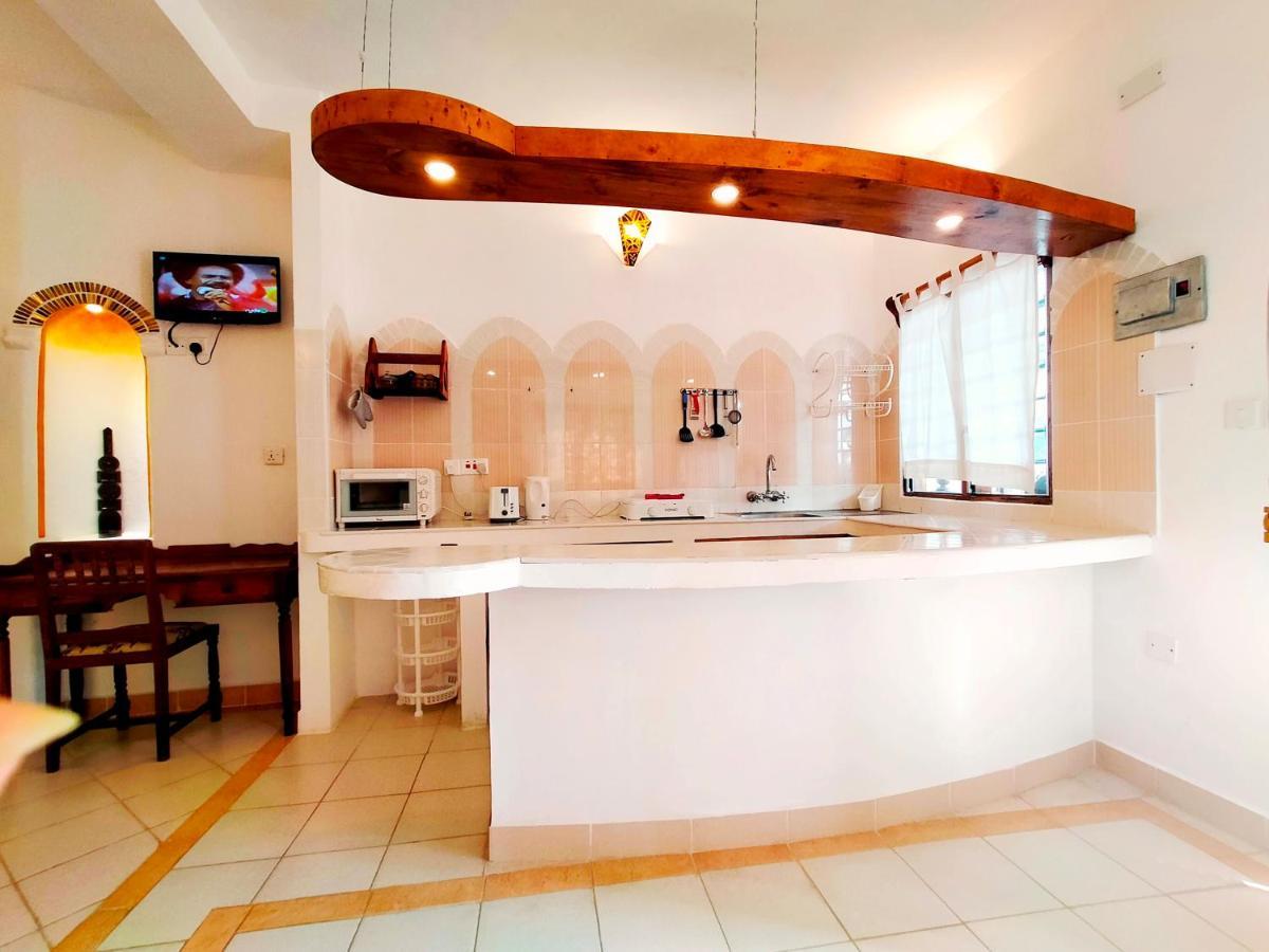 Watamu Solana Apartments Esterno foto